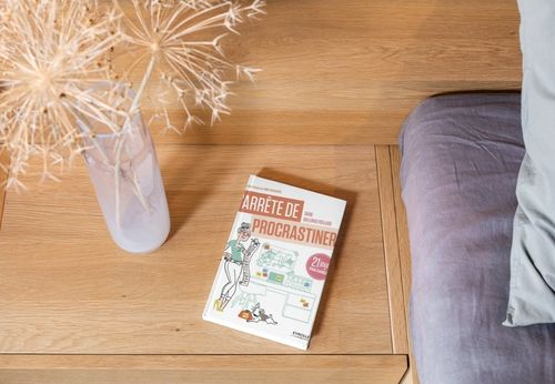 Couverture du livre J'arrête de procrastiner de Diane Ballonad Rolland