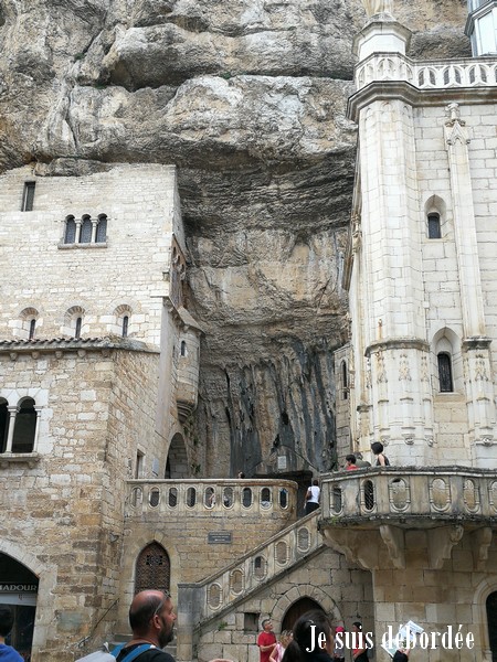 esplanade du sanctuaire rocamadour