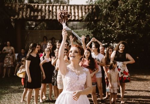 lancer du bouquet