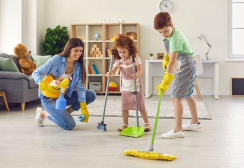 Un tableau pour gérer la participation aux tâches ménagères dans la maison