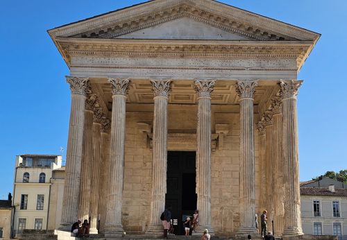maison carrée nimes gard