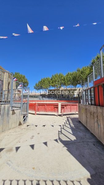 arènes Saint Laurent d Aigouze