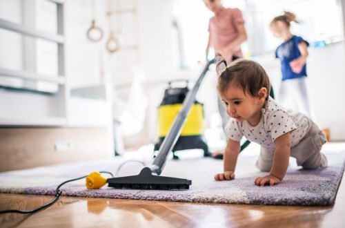 Routine ménage chambre enfant